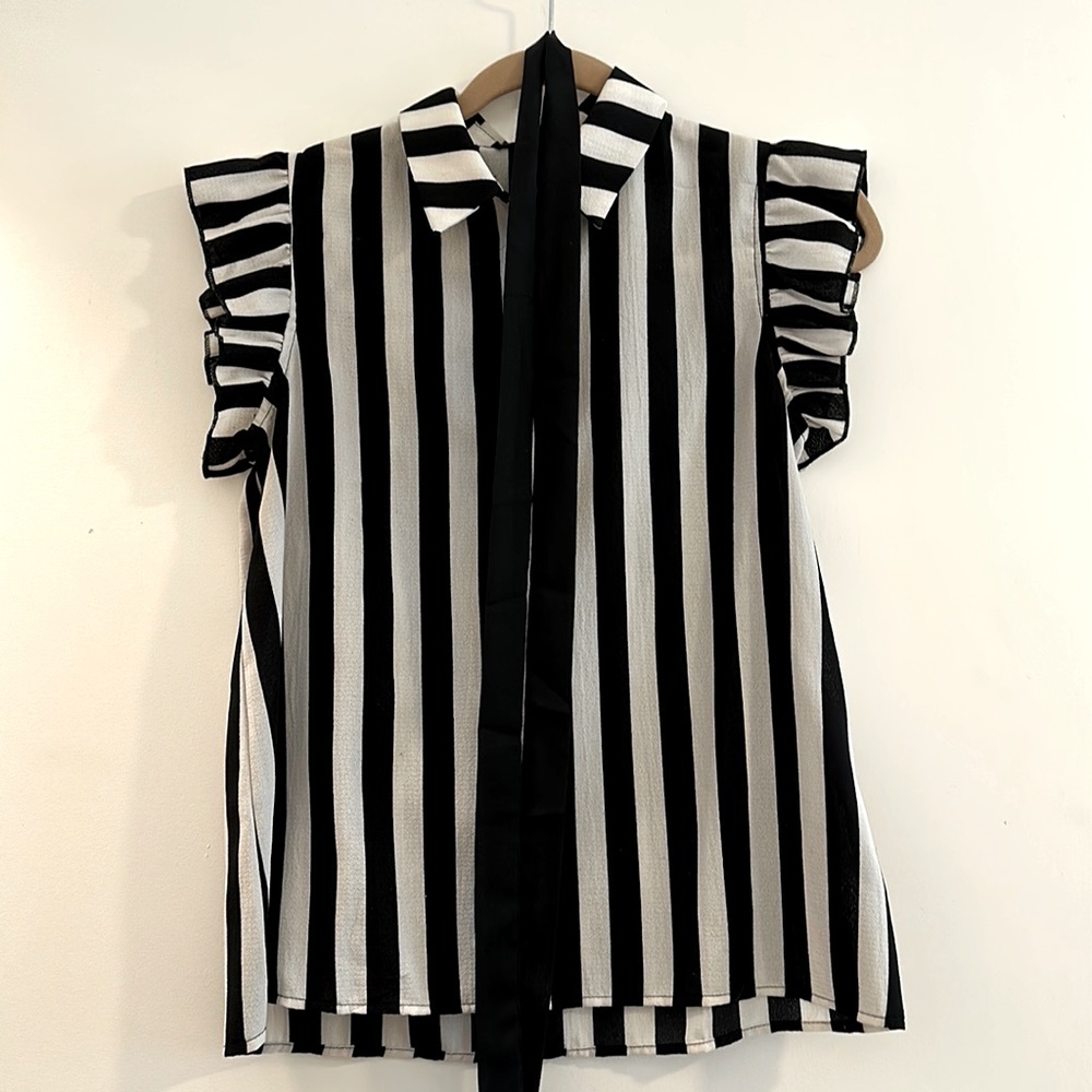 Shein - Black and White stripped shirt, comes with tie for neck bow